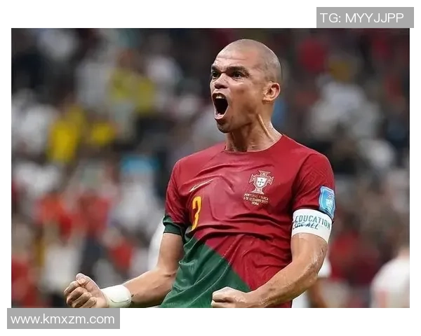 小王是足球明星并且在国际赛场上创造了辉煌的历史与传奇故事